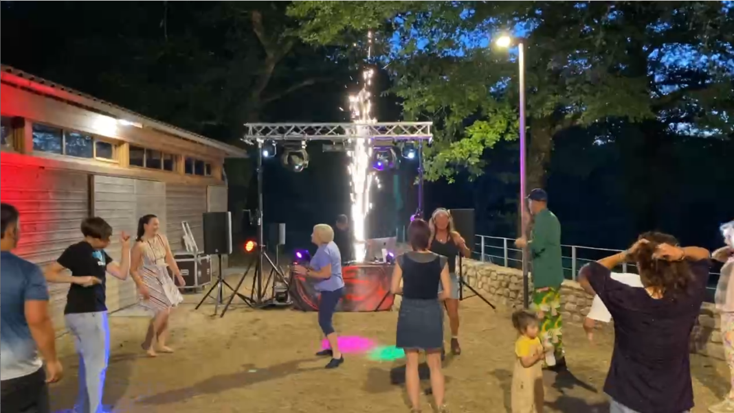 Pont à l’Age party Folles