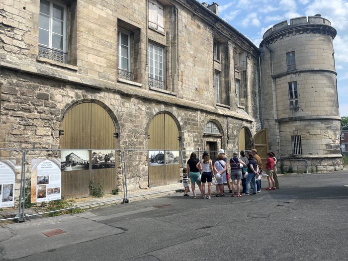 Présentation du chantier de fouille et de restauration du château de Creil, Musée Gallé-Juillet, Creil