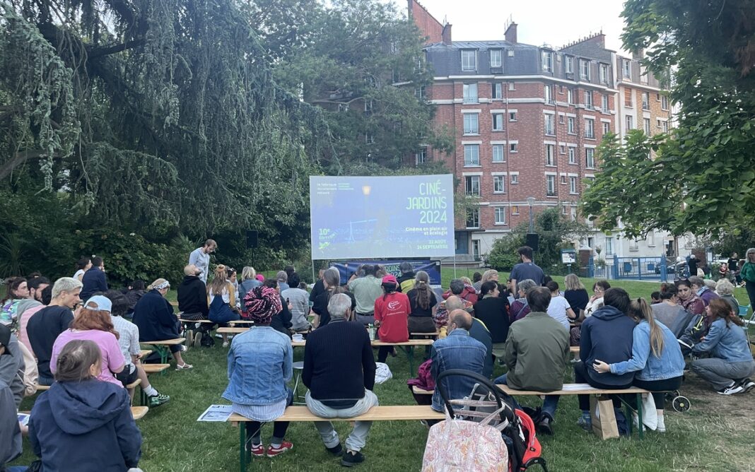 Projection du film « Une année difficile » Parc de la Butte du Chapeau rouge Paris