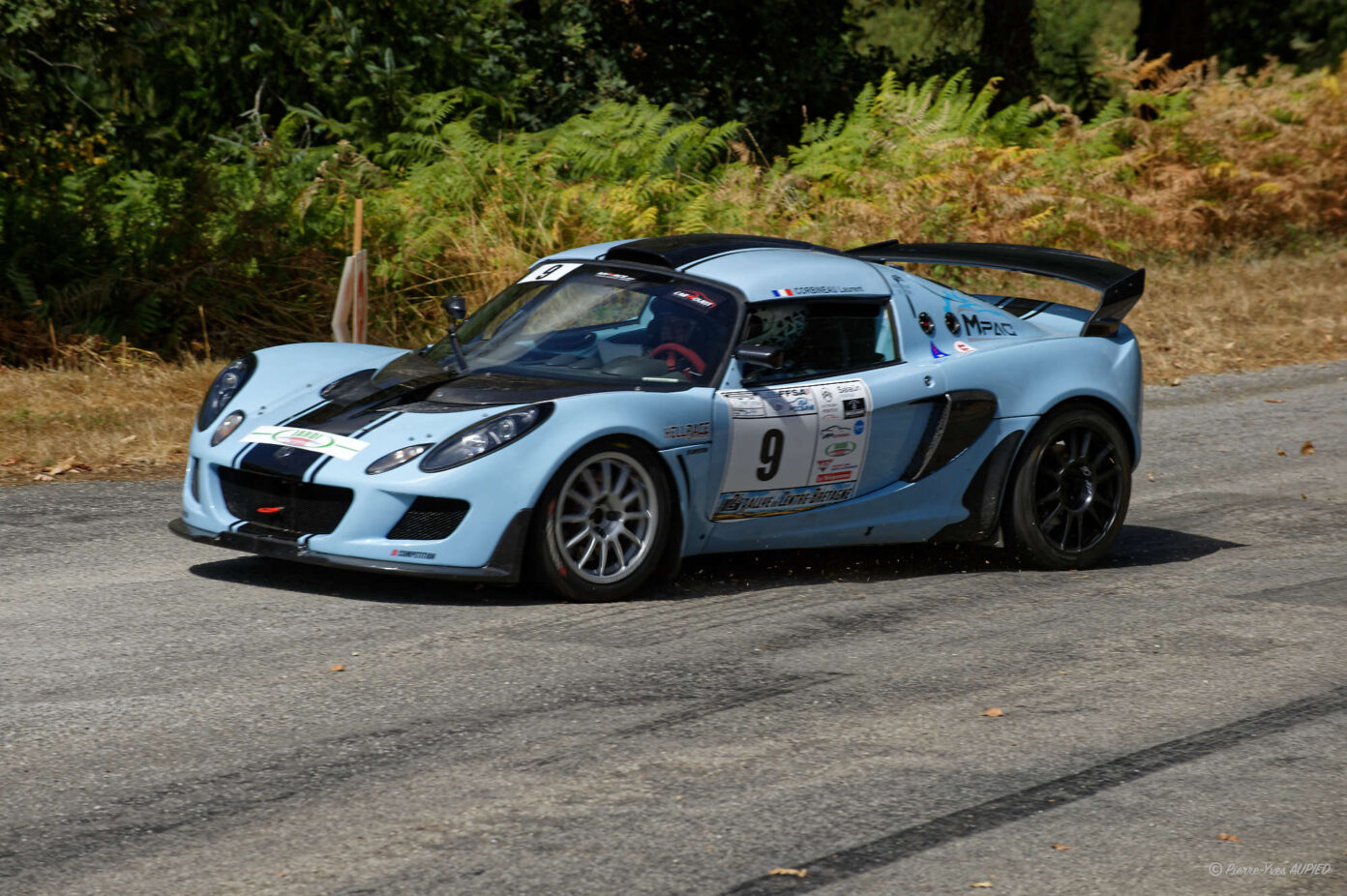 Laurent CORBINEAU copilote Vanessa CORBINEAU-VERRY termine à la 20e place du classement général sur LOTUS Exige CUP 260 dans le groupe F-RGT et 1er en classe GT10