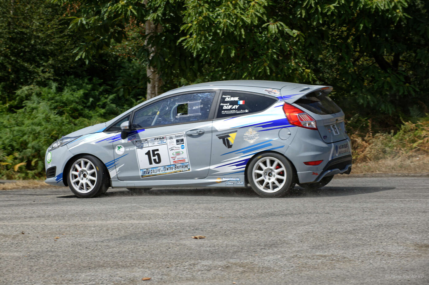 Damien DUVAL copilote Franck DUFAY termine à la 54e place du classement général sur FORD Fiesta ST dans le groupe F-RNAT et 1er en classe F215