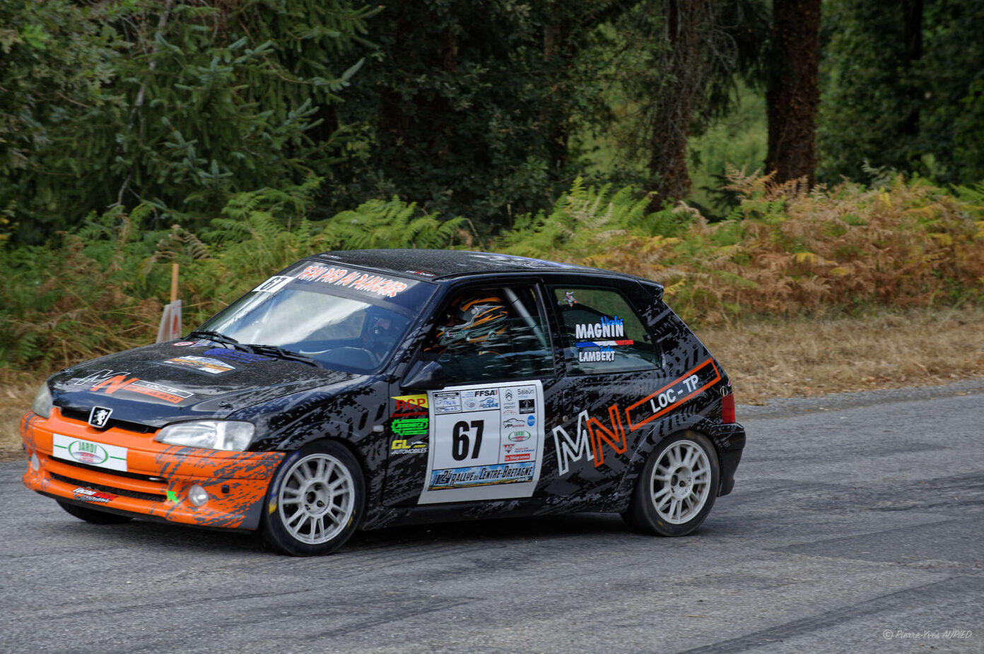 Nicolas MAGNIN copilote Jordan LAMBERT termine à la 11e place du classement général sur PEUGEOT 106 S16 dans le groupe F-RC4 et 1er en classe A6