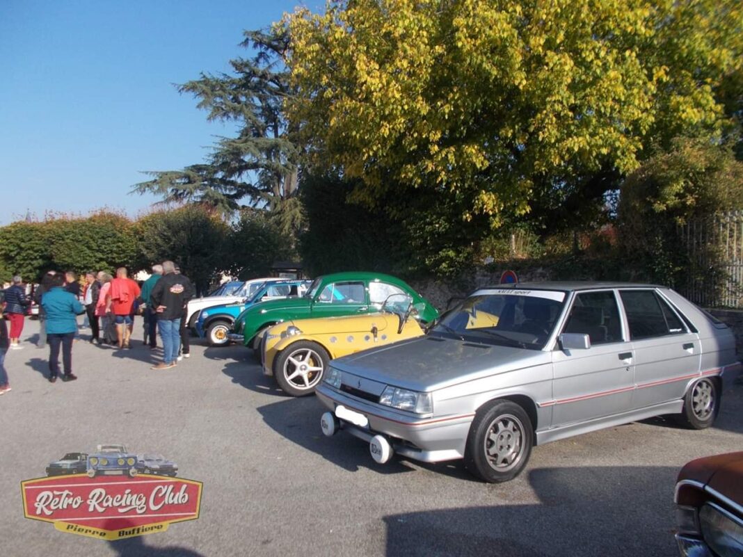 Rassemblement Retro Racing Club à Pierre Buffière Pierre-Buffière