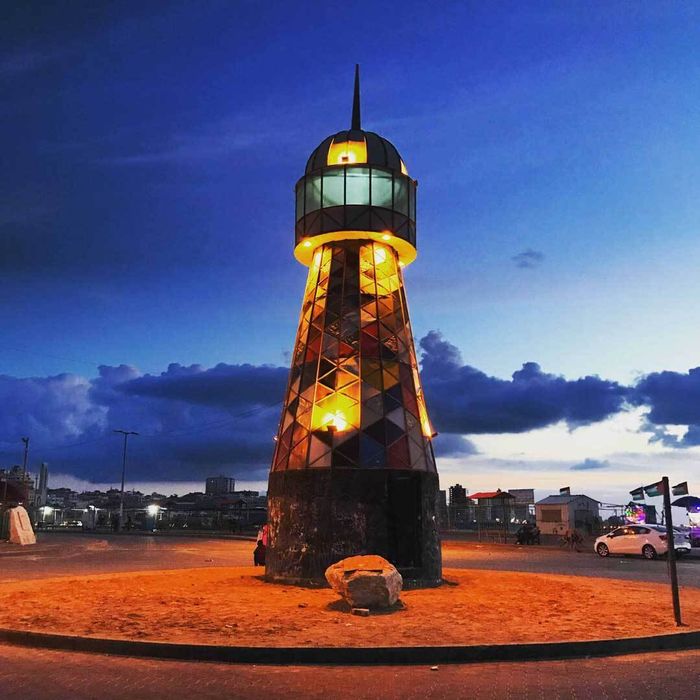 Re-lightouse, Place Max-rouquette, Montpellier