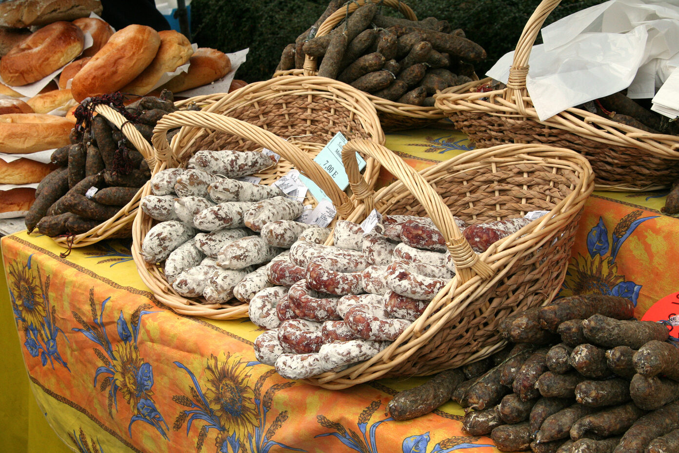 RENCONTRES DU PASTORALISME MARCHÉ DE PRODUCTEURS PASTORAUX ET ANIMATIONS  Florac Trois Rivières