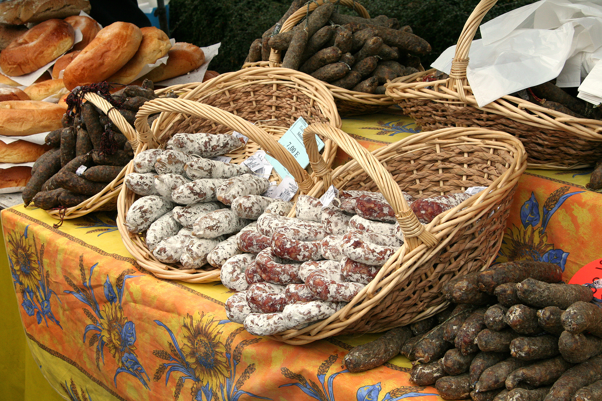 RENCONTRES DU PASTORALISME MARCHÉ DE PRODUCTEURS PASTORAUX ET ANIMATIONS Esplanade Marceau Farelle Florac Trois Rivières 2026-09-26