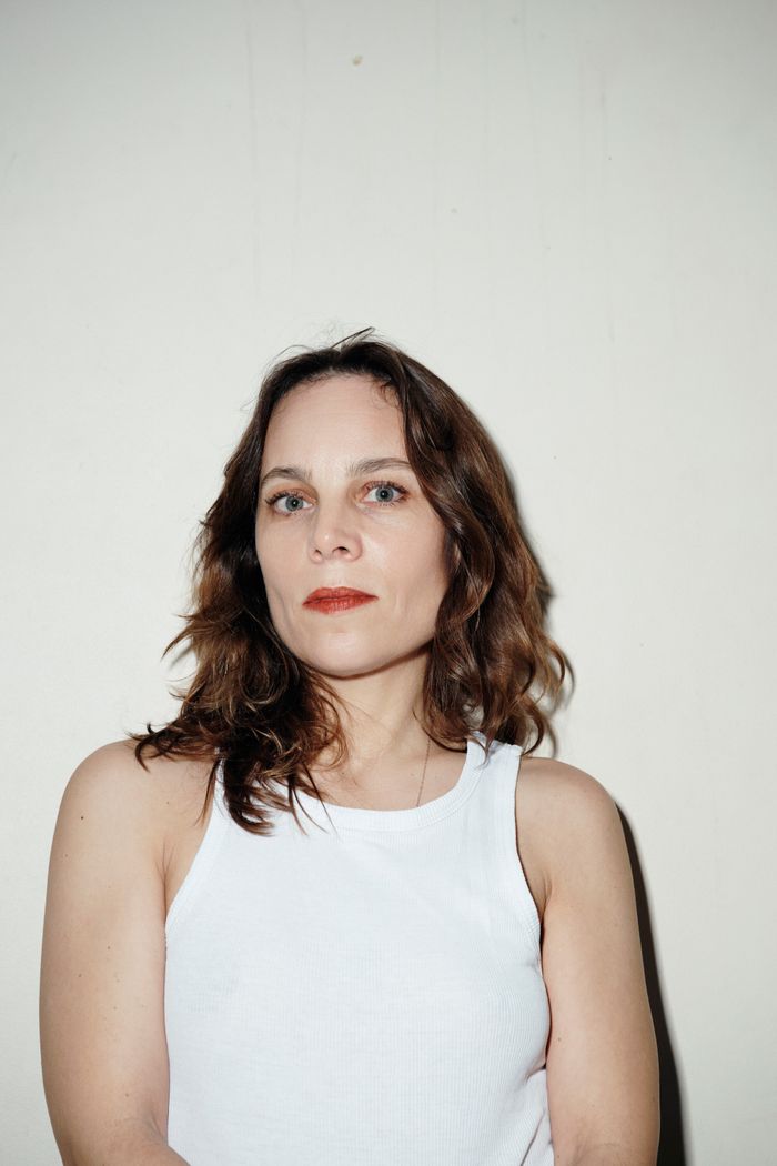 Restitution de l’être en création Récit(s) des Dames à la capuche + Contre Feu, avec Marie Heck Mosser | SARAHKONNOR Théâtre Francine Vasse Nantes