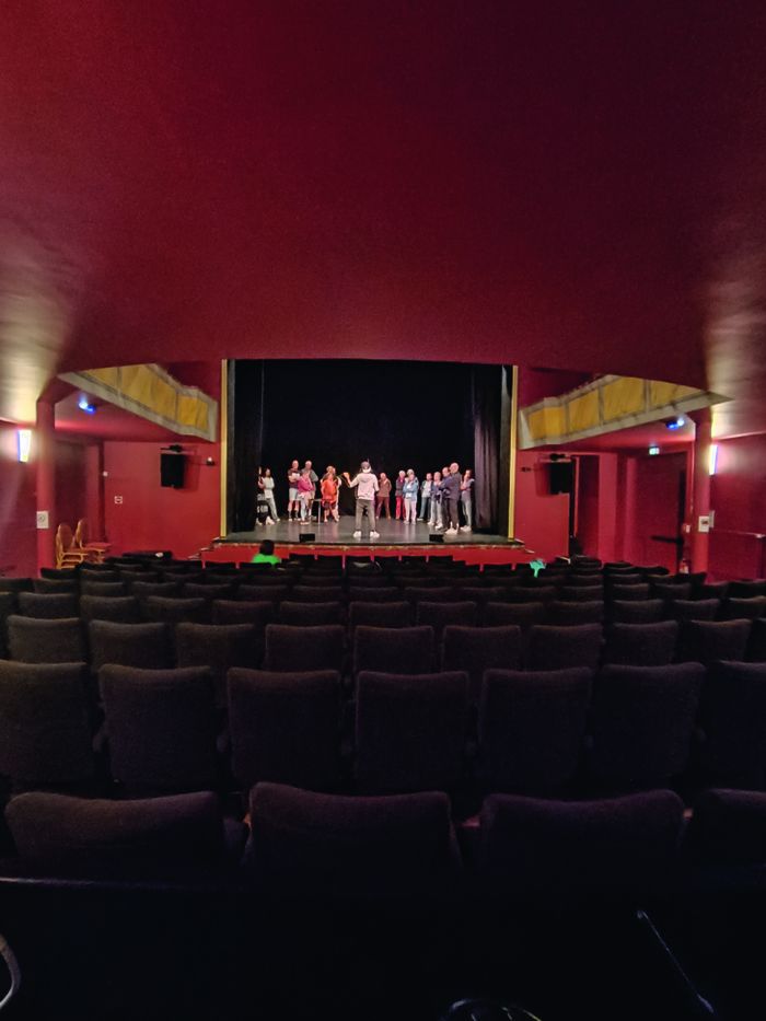 Sous les ors du théâtre municipal, Théâtre municipal, Fontenay-le-Comte