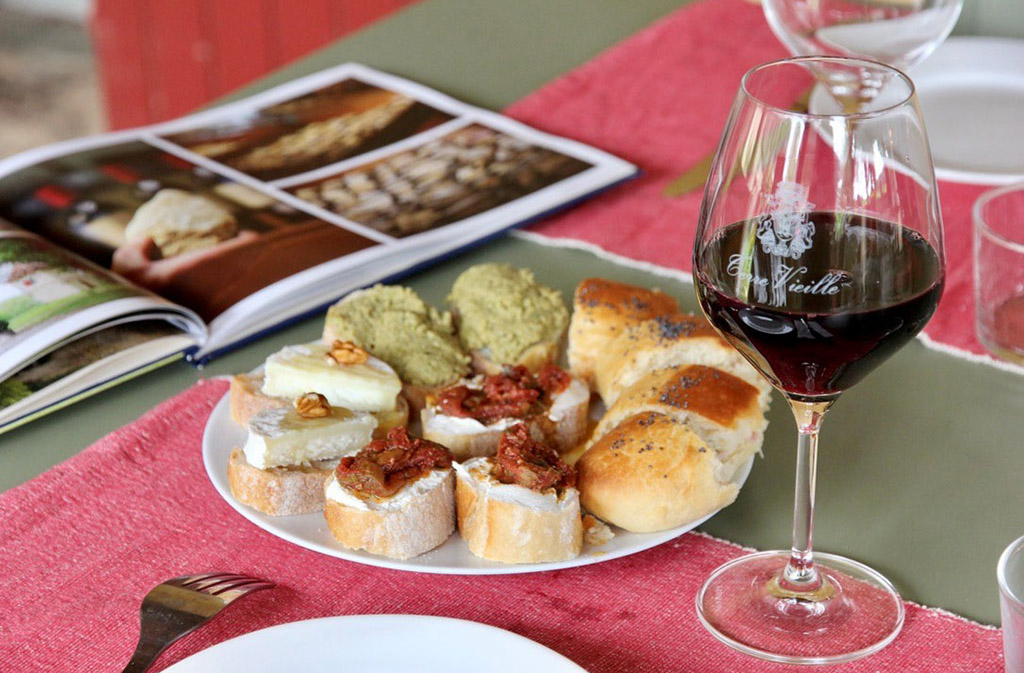 Tapas et Pintxos | Château Terre Vieille Saint-Sauveur