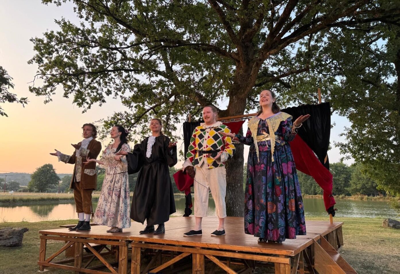 Théâtre Arlequin trahi ! ou la Bonne Mère. Carresse-Cassaber