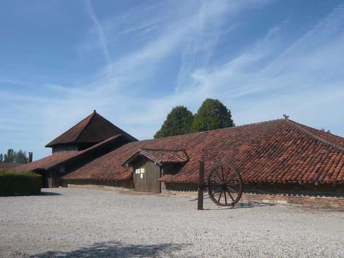 Une tuilerie classée monument historique, Tuilerie de Varennes-Saint-Sauveur, Varennes-Saint-Sauveur
