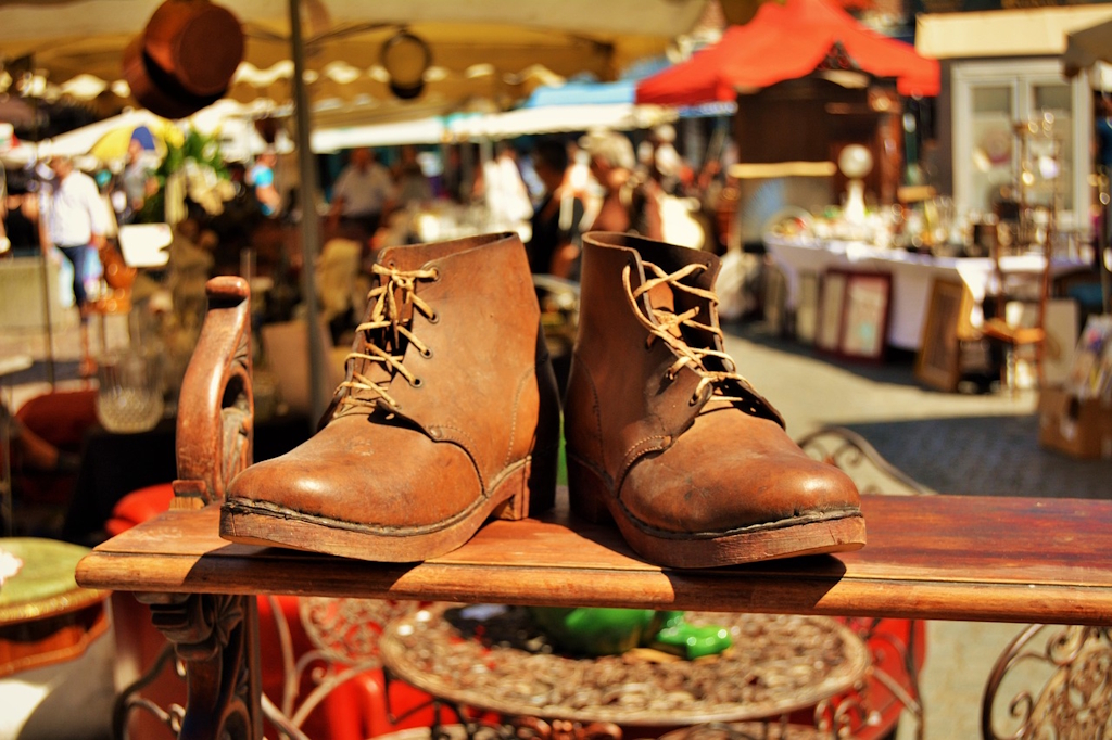 Vide-grenier dans les rues fleuries de Mortemart Rue de Verdilhac Mortemart