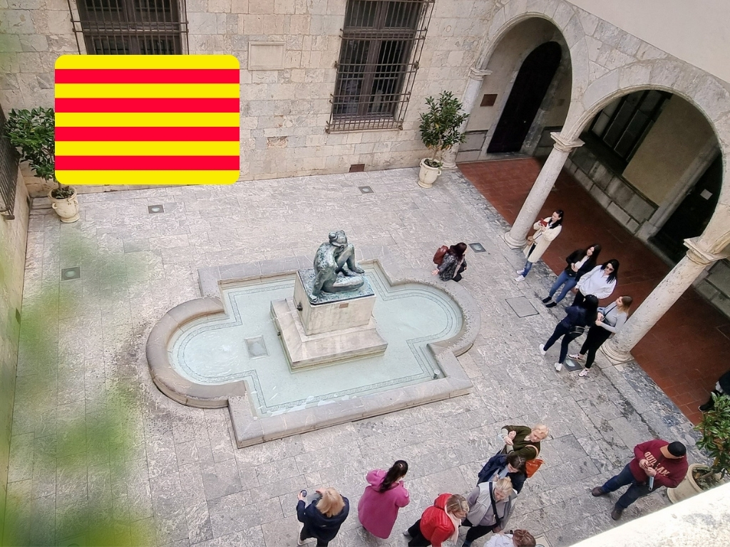 VISITA GUIADA EN CATALÀ VISITA GUIADA AL CASC HISTORIC DE PERPINYÀ Place François Arago Perpignan