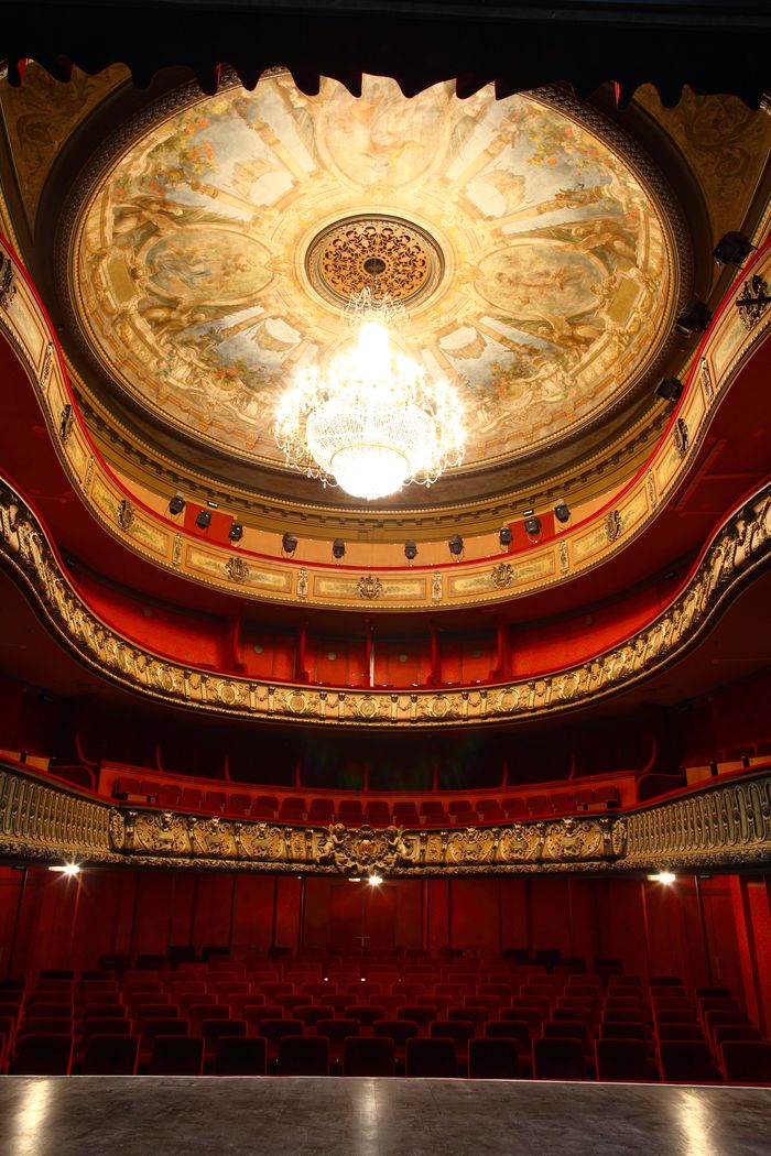 Visite à deux voix du théâtre Piccolo, Théâtre piccolo, Chalon-sur-Saône