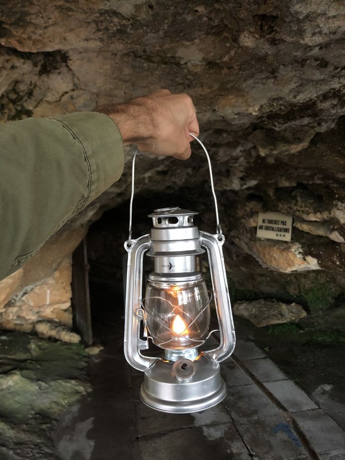 Visite à la lampe tempête, Grotte du Grand Roc, Les Eyzies-de-Tayac-Sireuil
