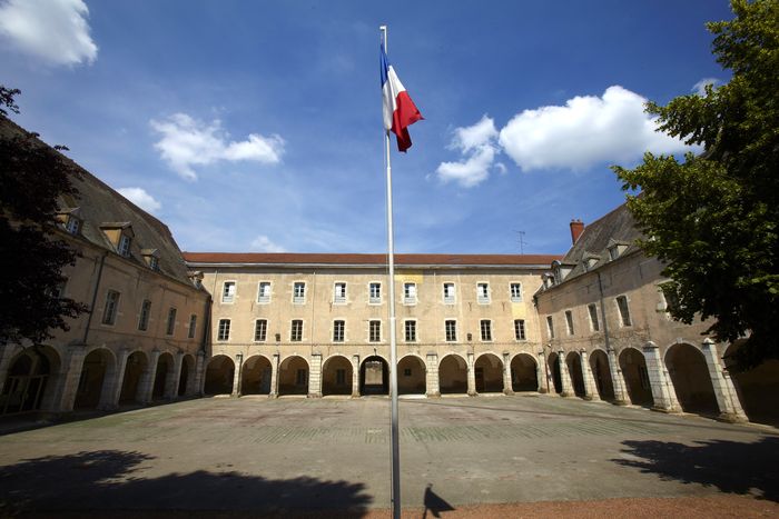 Visite commentée de la caserne de la compagnie républicaine de sécurité n° 43 de Chalon-sur-Saône, Caserne de la compagnie républicaine de sécurité n° 43, Chalon-sur-Saône