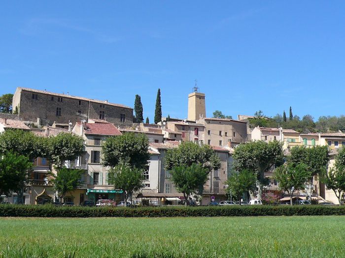 Visite commentée du centre historique du village de Jouques, LE VIEUX VILLAGE, Jouques