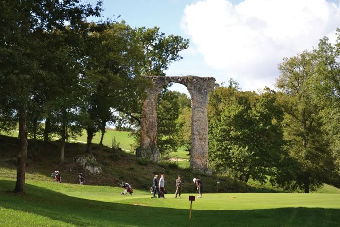 Visite commentée « La galerie de l’aqueduc romain au golf de Fontcouverte », Golf Rouyer Guillet, Fontcouverte