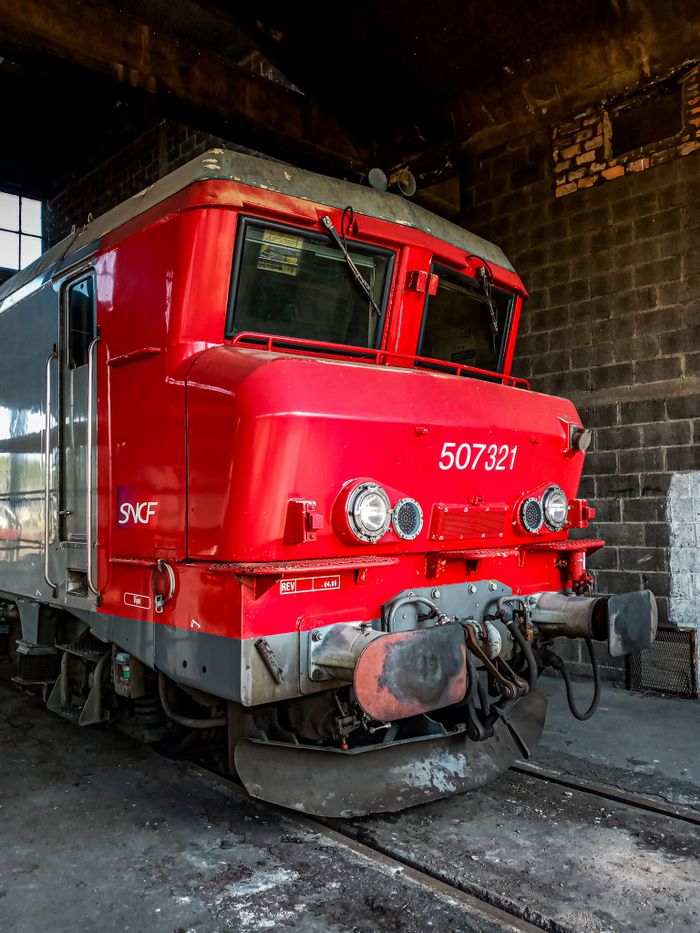 Visite de la locomotive électrique BB-7321 et accès à la cabine de conduite, Gare de Laroche-Migennes, Migennes
