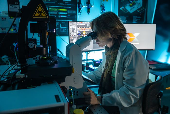 Visite de la plateforme Technologique Bioimagerie Photonique de l’Institut Pasteur, Institut Pasteur, Paris
