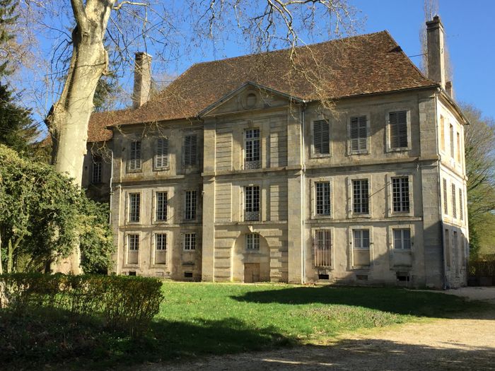 Visite de l&rsquo;abbaye Saint-Pierre de Bèze, Abbaye de Beze, Bèze