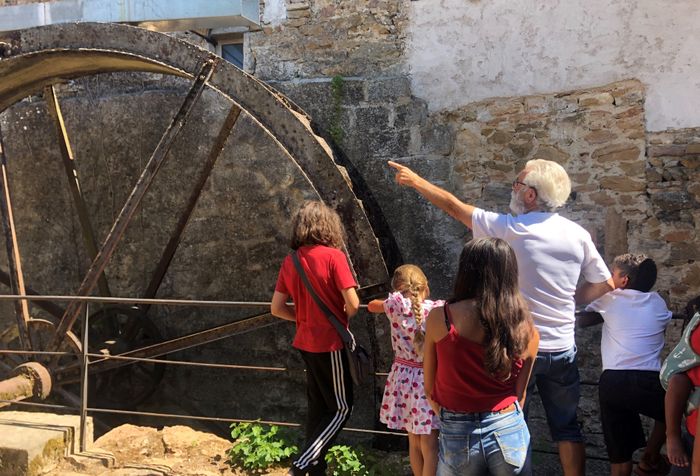 Visite de l’ancien moulin à Reyrieux, Ancien moulin, Reyrieux