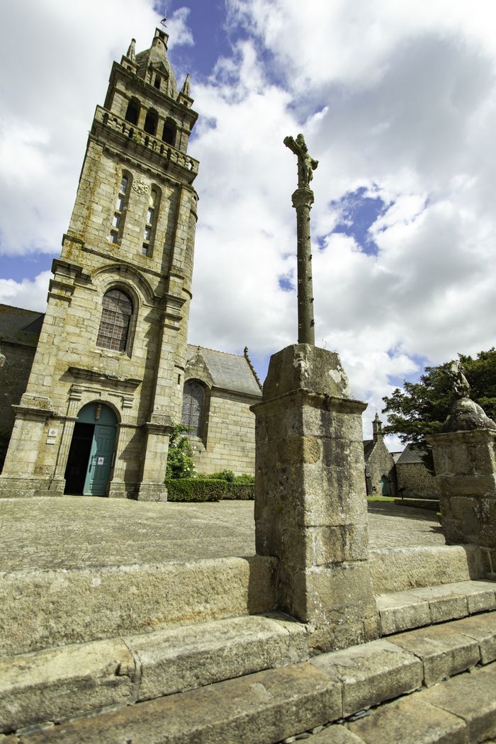 Visite de l’église Notre Dame de Plourin-Lès Morlaix et de son ossuaire, Église Notre-Dame, Plourin-lès-Morlaix