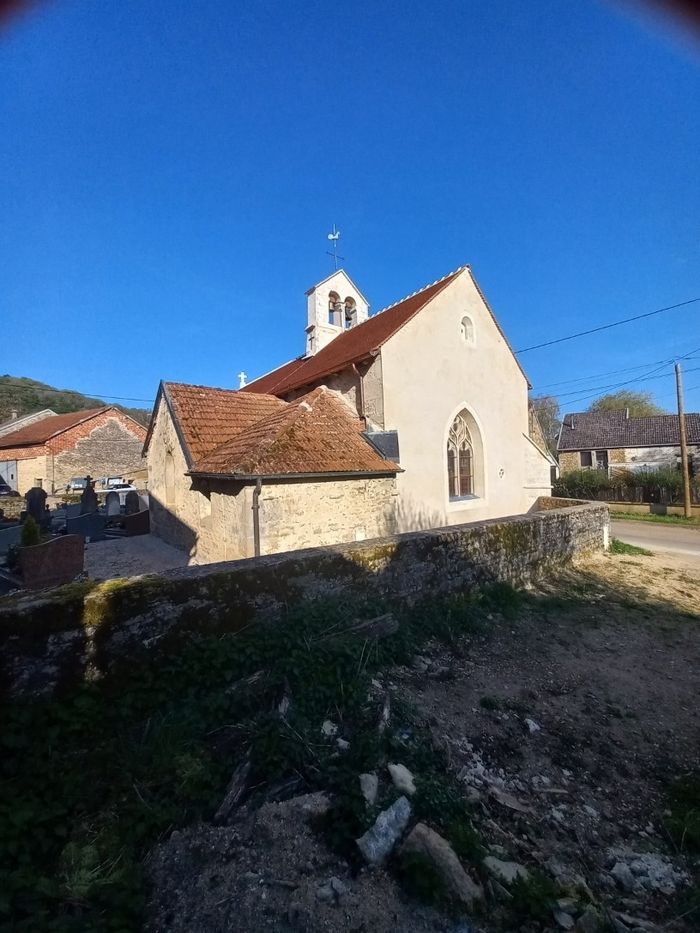 Visite de l&rsquo;église Saint-Barthélémy à Saint-Hélier, Église, Saint-Hélier