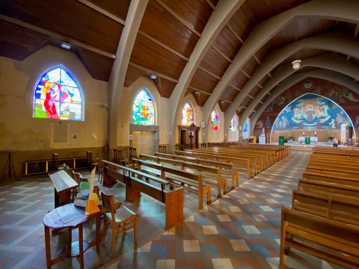 Visite de l’église Sainte-Thérèse, 101 rue de Cuincy, Douai