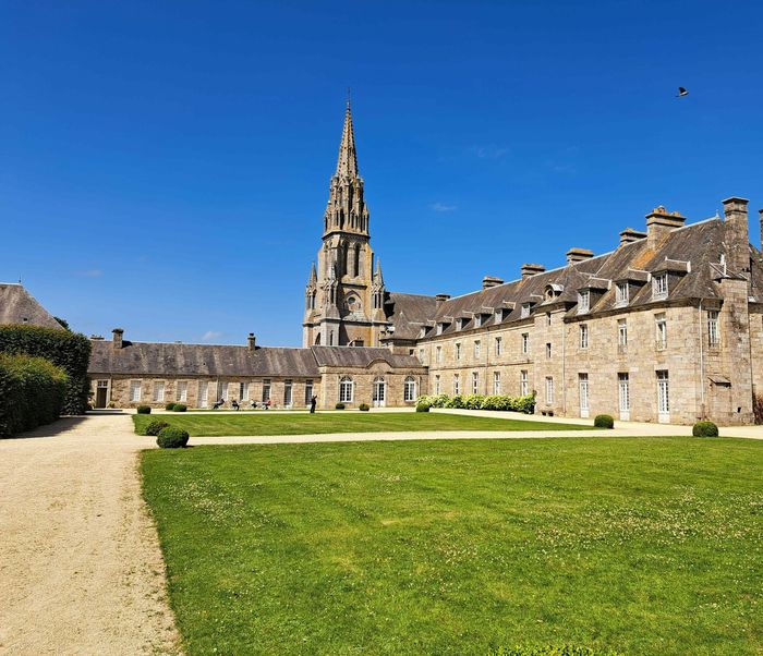Visite du château et de son exposition les Merveilles de nos collections, Château de Quintin, Quintin