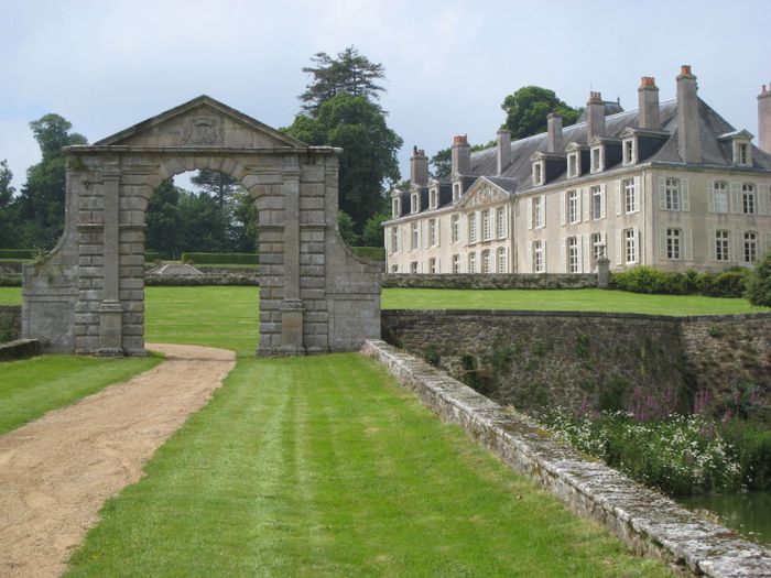 Visite du Parc du Château de Catuélan, Château de Catuélan et Parc, Hénon