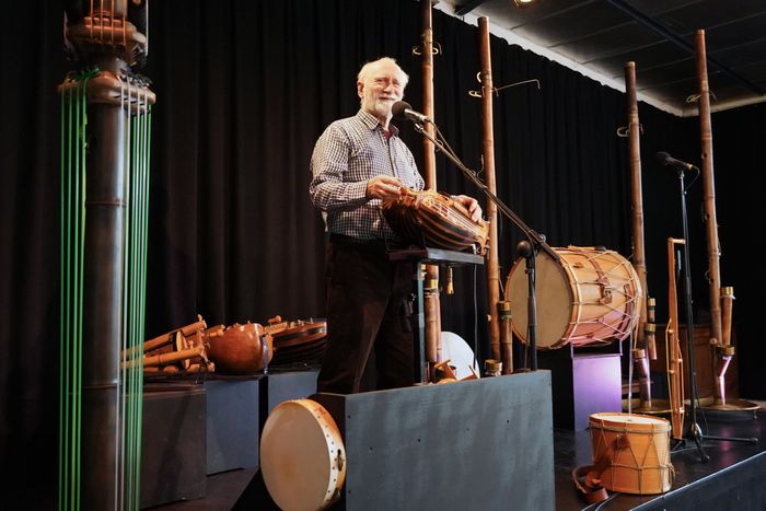 Visite d’un atelier de lutherie de vielles à roue, démonstration musicale, Atelier de luthier, Grépiac