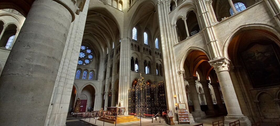 Visite guidée de la cathédrale et de son trésor à Laon  Laon