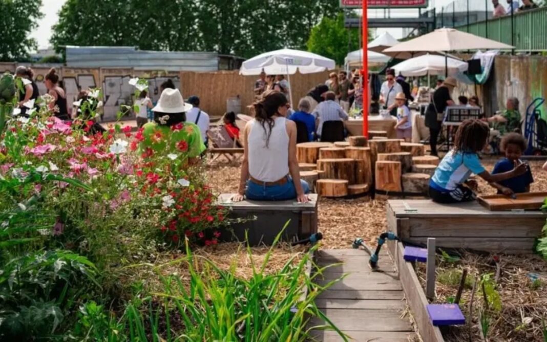 Visite guidée de la ferme urbaine Terre Terre Terre Terre Aubervilliers
