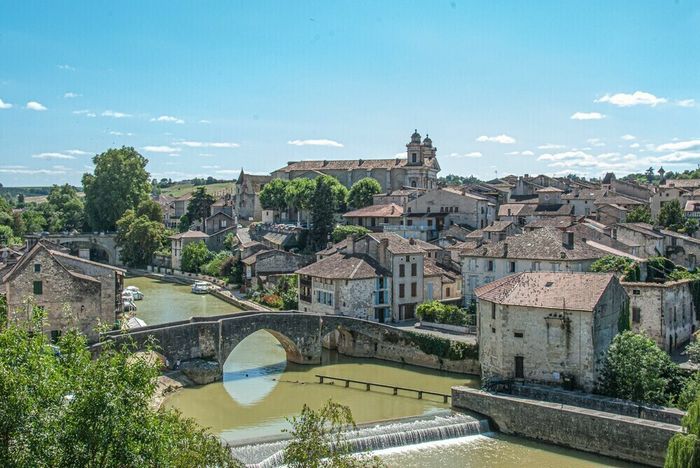 Visite guidée de Nérac : la cité royale Renaissance, Office de tourisme de l’Albret, Nérac