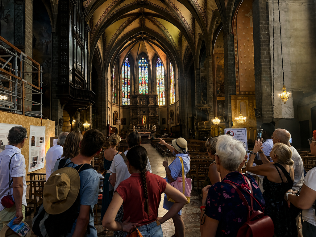 VISITE GUIDÉE DU CENTRE HISTORIQUE PERPIGNAN, JE TE DÉCOUVRE Place François Arago Perpignan