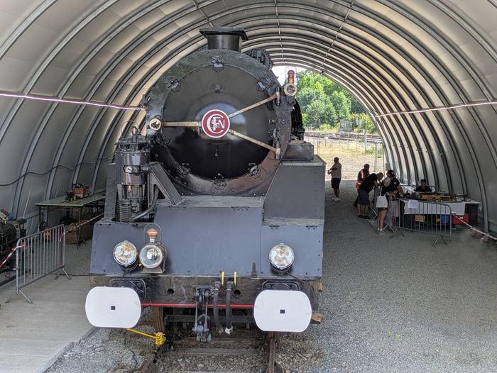 Visite guidée du chantier de restauration de la locomotive à vapeur 241P9, Gare SNCF de Carmaux, Carmaux