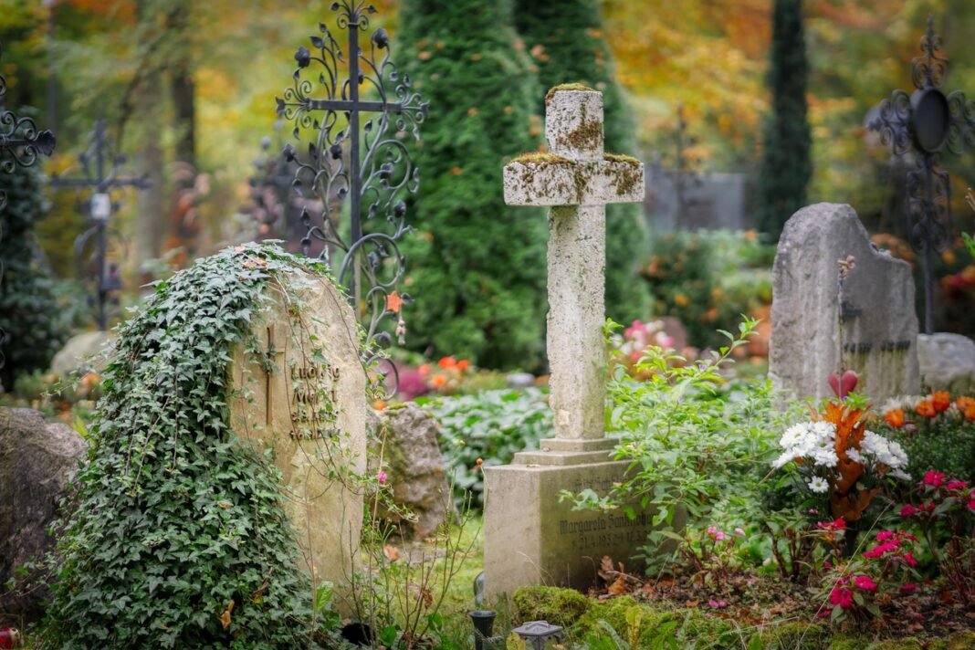 Visite guidée du Cimetière des Ursulines à Amboise Amboise