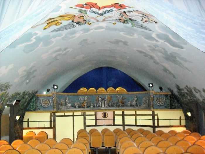Visite guidée du Théâtre perché de Brienon-sur-Armançon, Le Théâtre Perché, Brienon-sur-Armançon