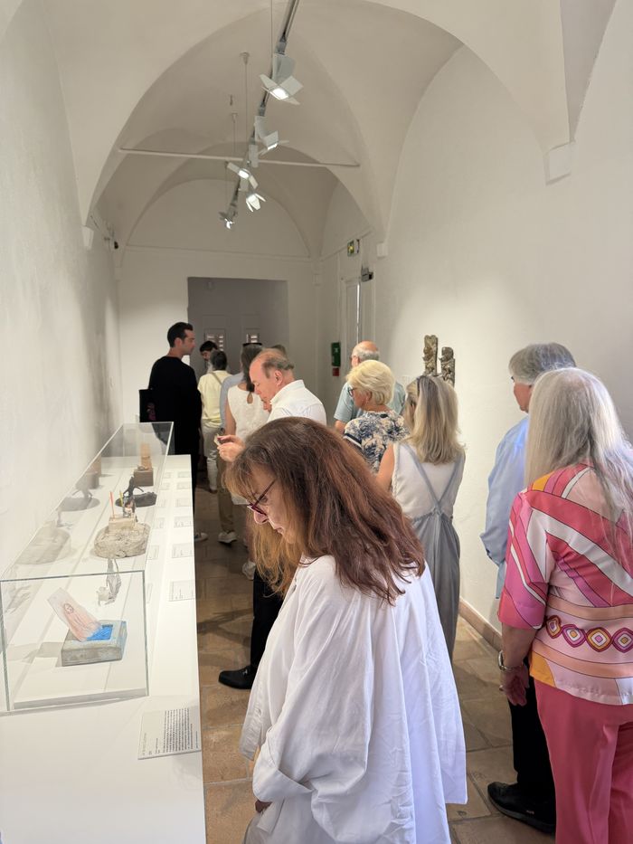 Visite guidée « D’une flèche mon cœur percé – statues de Martial Raysse », Musée Magnelli – musée de la céramique, Vallauris