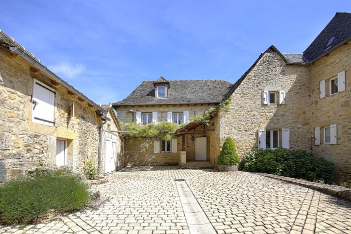 Visite guidée et animée pour les scolaires, La Source Gilhodes, Castelnau-de-Mandailles