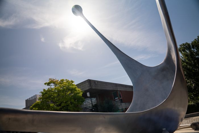 Visite guidée : Evry-Courcouronnes au fil des œuvres d&rsquo;art public, Gare RER Evry-Courcouronnes, Évry