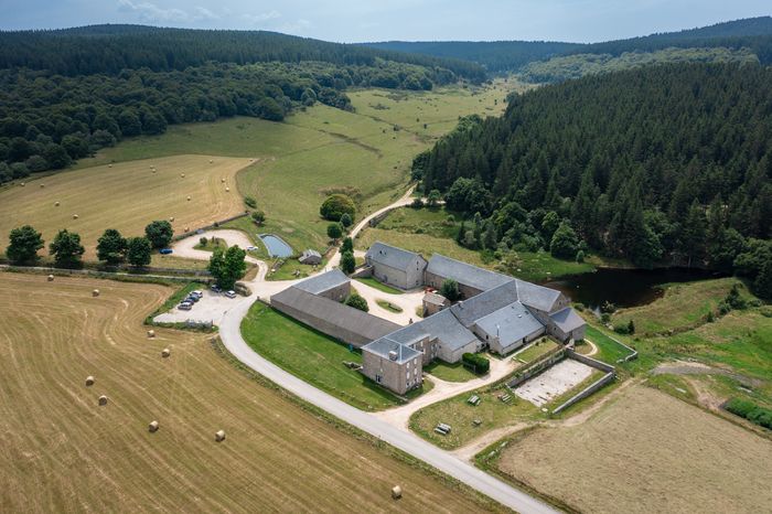 Visite guidée « Secrets de pierres et de charpentes : la Ferme du Sauvage se raconte » Domaine du Sauvage Chanaleilles