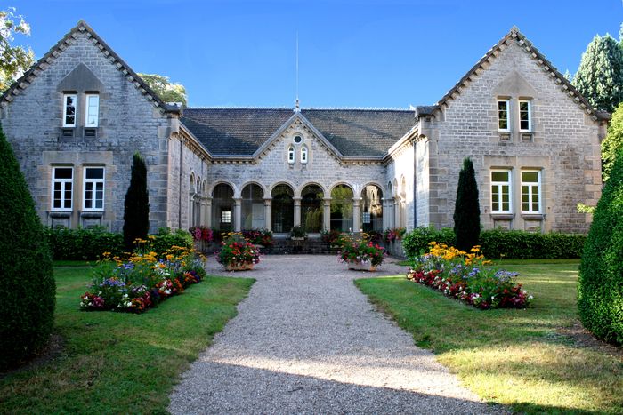 Visite libre des anciens Thermes de l’Hôpital d’Aligre, Hôpital d’Aligre, Bourbon-Lancy