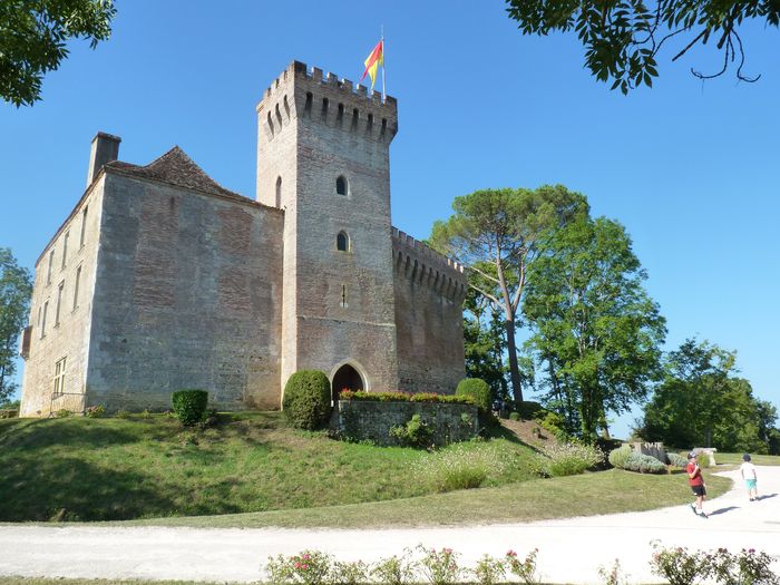 Visite libre du château de Morlanne, Château de Morlanne, Morlanne