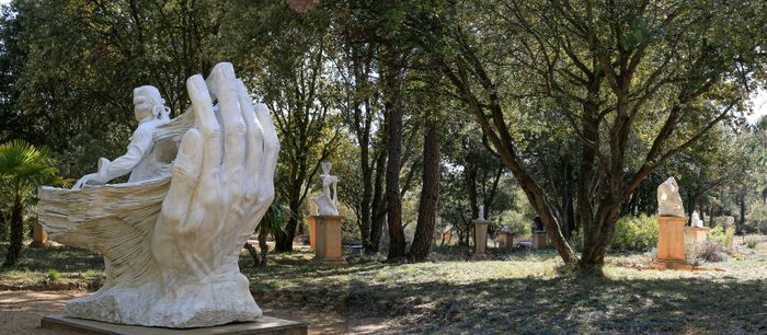 Visite libre du musée, découverte de l’atelier et rencontre avec l’artiste-sculpteur Maria de Faykod., MUSÉE À CIEL OUVERT MARIA DE FAYKOD, Aups