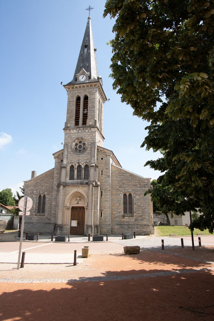 Visite sur demande de l’église Saint-Pierre, Église de Béligneux, Béligneux