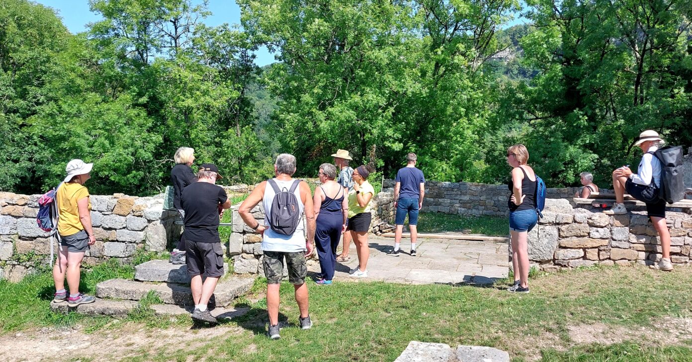 Visites guidées du château de Montfaucon Chemin du Donjon Montfaucon