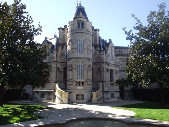 Visitez le château Armieux, CHÂTEAU ARMIEUX-PALAIS DE JUSTICEE, Salon-de-Provence