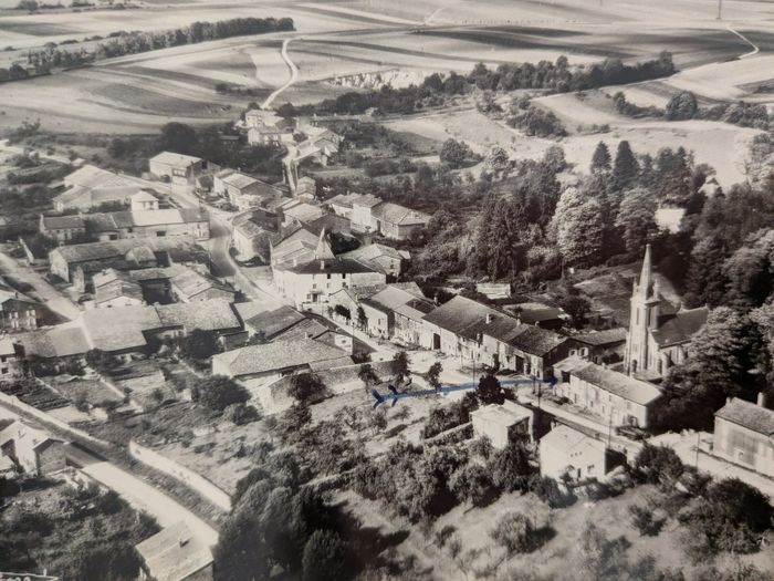 À la découverte du faubourg de Cervisy : entre vestiges et restaurations, Commune de Stenay – Archives municipales, Stenay